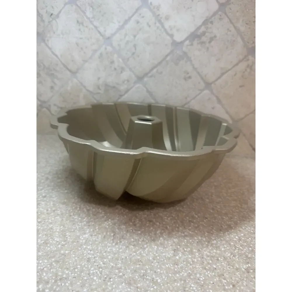 Nordic Ware 75th Anniversary Braided Bundt Cake Pan Gold 12 Cup Made in USA